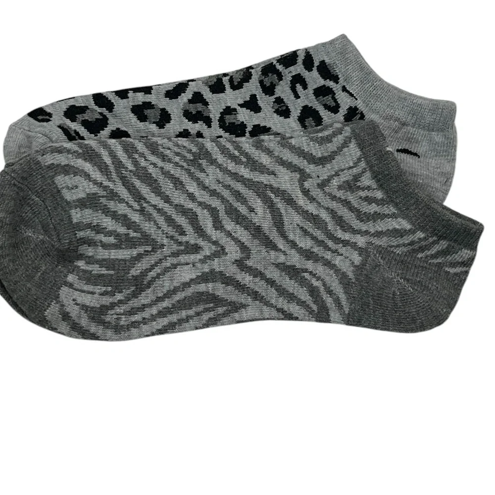 Women’s Low Cut Animal Print Socks 2 Pair Black Gray Zebra Leopard Print NEW